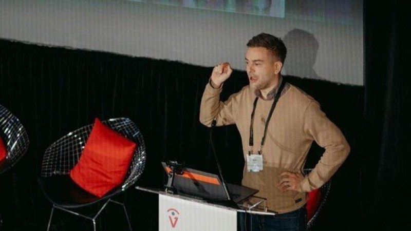 artificial intelligence speaker